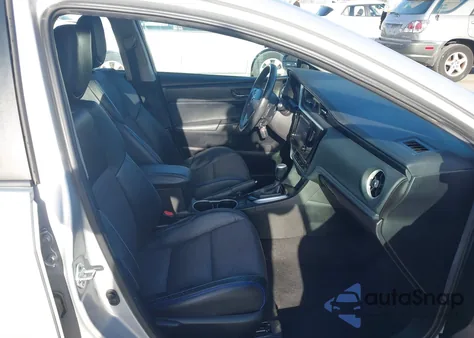 2017 Toyota Corolla Se z USA, uszkodzony, nr VIN 5YFBURHE3HP596546